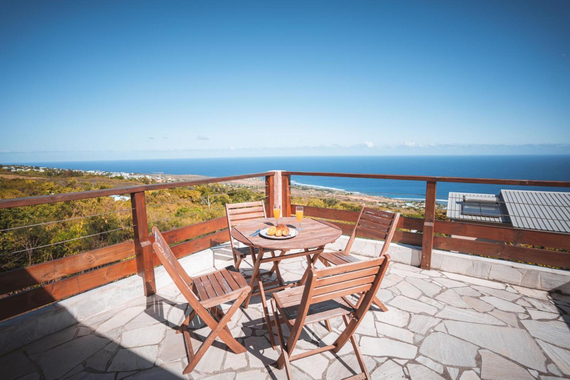 Villa Sunset St Leu, Avec Sa Vue Plongeante Sur La Mer Saint-Leu Exterior photo